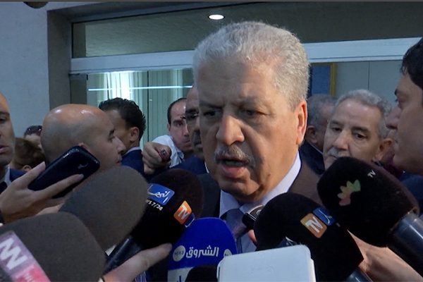 مناخ الاستثمار ينفر الشركات الأجنبية من العمل في الجزائر