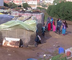 الشلف: الحاجة زهرة و16 فرد يعيشون في إسطبل منذ ربع قرن