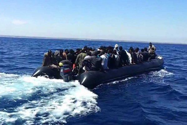 إطلاق أول سفينة لإنقاذ المهاجرين في البحر الأبيض المتوسط