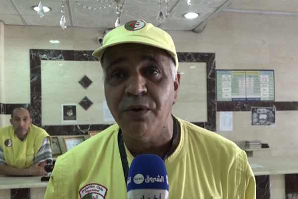 العقيد جمال خمار: رئيس بعثة الحماية المدنية بالمدينة المنورة