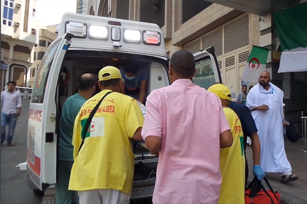 نقل الحاجة الجزائرية المتوفاة بفندق “زوار البيت” إلى مستشفى النور بمكة المكرّمة