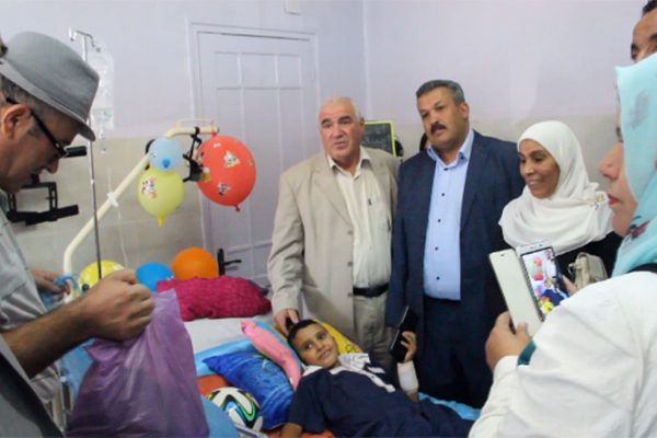 تيسمسيلت: المتعاطفون مع قضية الطفل ياسين حماني يزورونه في المستشفى