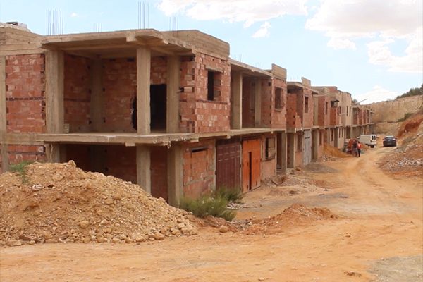 تأخّر كبير في إتمام مشروع 147 مسكنًا ترقويًا بمازونة بغليزان