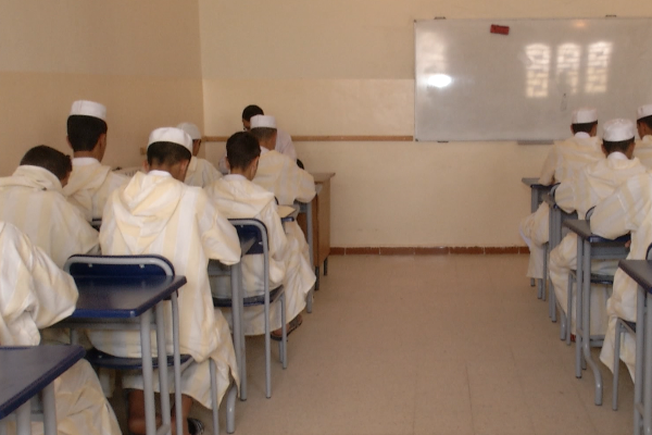 غلق جميع المدارس القرآنية الخاصّة بحجّة مخالفتها “للمرجعية الجزائرية”