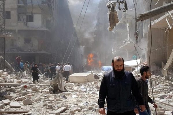 الجيش الروسي يعلن عن “هدنة إنسانية” في حلب!