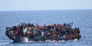 هلاك 239 مهاجرا قبالة سواحل ليبيا