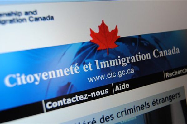 موقع «الهجرة إلى كندا» يتعطل