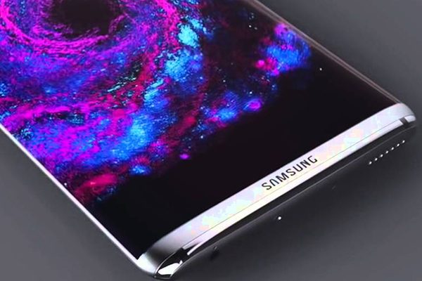 “سامسونغ” تخطط لزيادة حجم شاشة “جالاكسي S8” وإزالة الحواف الجانبية