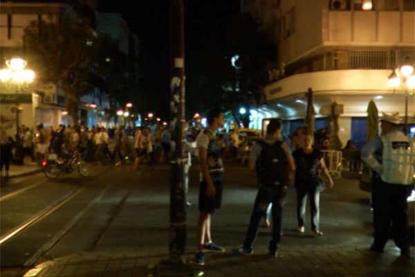 الشروق نيوز تستطلع بدايات حالة الطوارئ في تونس