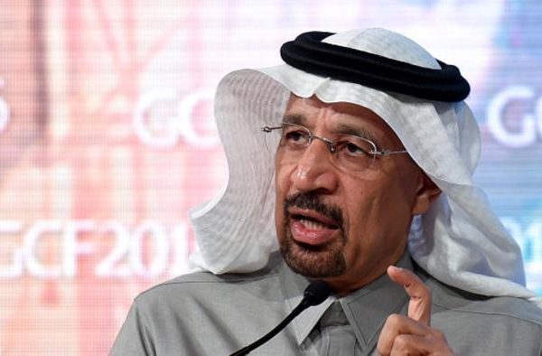 وزير الطاقة السعودي يُطمئن: “أسعار البترول سترتفع لوحدها مطلع 2017”