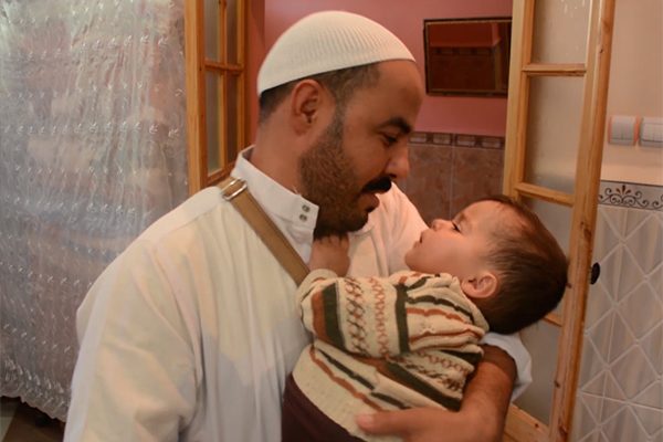 وزارة الصحة تتكفل بحالة الطفل جواد بعد نداء عائلته عبر الشروق نيوز