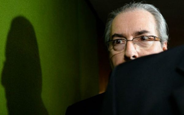 المحكمة العليا في البرازيل تقضي بعزل رئيس مجلس الشيوخ بعد اتهامه بالاختلاس!