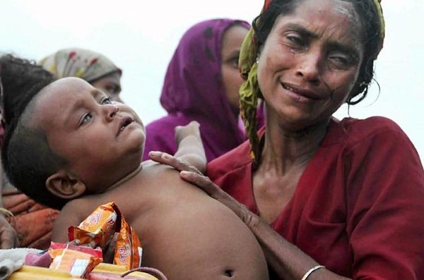 فرار 21 ألف شخص من أقلية الروهينغا إلى بنغلاديش في ظرف شهر!