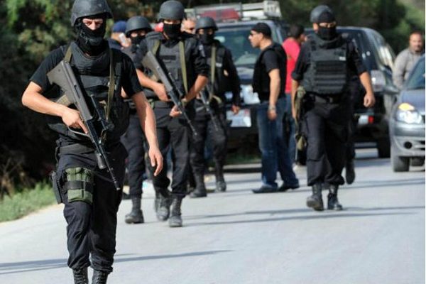 الأمن التونسي يفكك خلية إرهابية شرق البلاد
