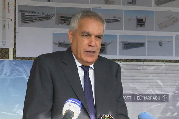 وزير الأشغال العمومية والنقل: تسليم 5 محطات لمشروع مترو الجزائر نهاية 2017