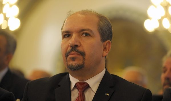 وزير الشؤون الدينية يبكي العلاّمة الرّاحل محمد الشريف قاهر