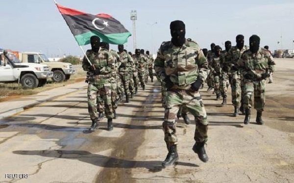 طائرات الجيش الليبي تشن غارات على الجماعات المسلحة في منطقة الجفرة جنوب البلاد!
