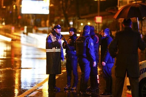 تركيا: مقتل العشرات في هجوم مسلح على ملهى ليلي في إسطنبول! (ألبوم صور)